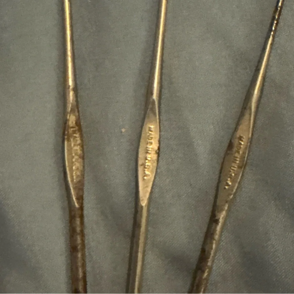 Boye Vintage Metal Crochet Hook Set Sizes 0, 1, 2, 3, 4, 5, 9 Grandmacore